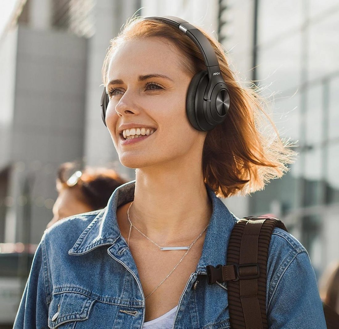 Best Active Noise Cancelling Headphones under  100  2022  - 63
