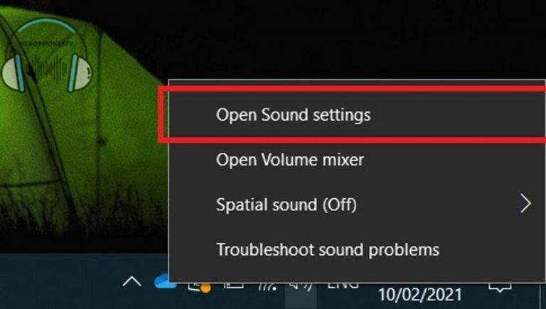 sound not coming through headphones windows 10