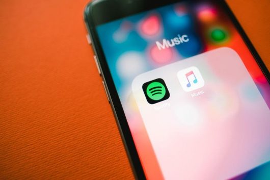 apple music vs spotify sound quality 2021