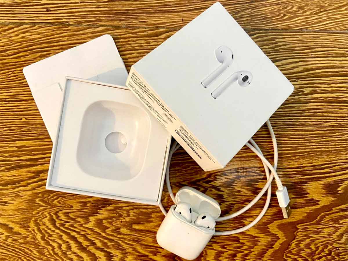 Apple AirPods Unboxing & Review 