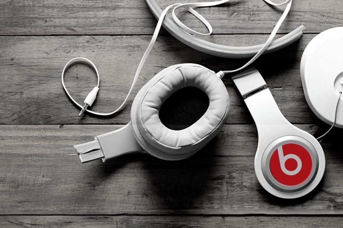 How Repair Beats Headphones: DIY -