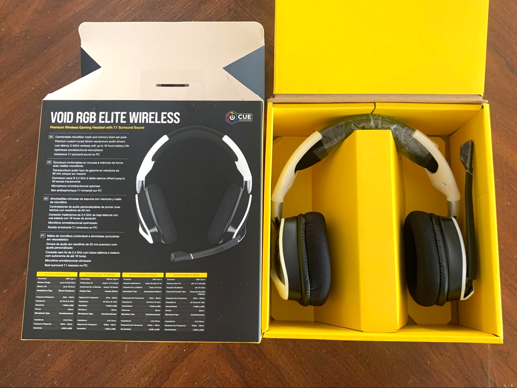 Gaming Review  Corsair Void RGB Elite Wireless   More Style Than Performance - 40