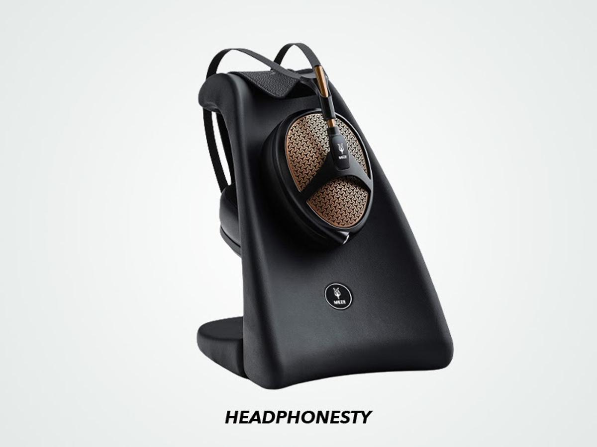 12 Best Headphone Stands for All Headphone Types  2022  - 31
