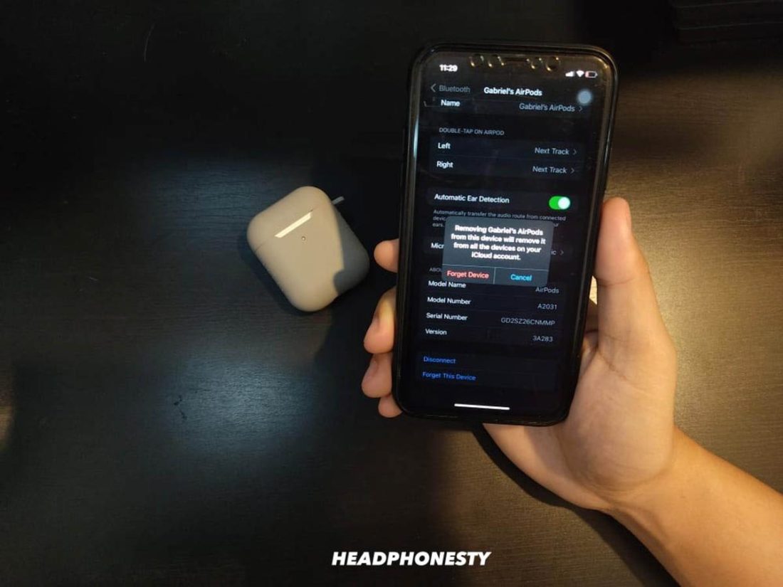 What Does the Button on the AirPods Case Do  Here s How It Works - 29