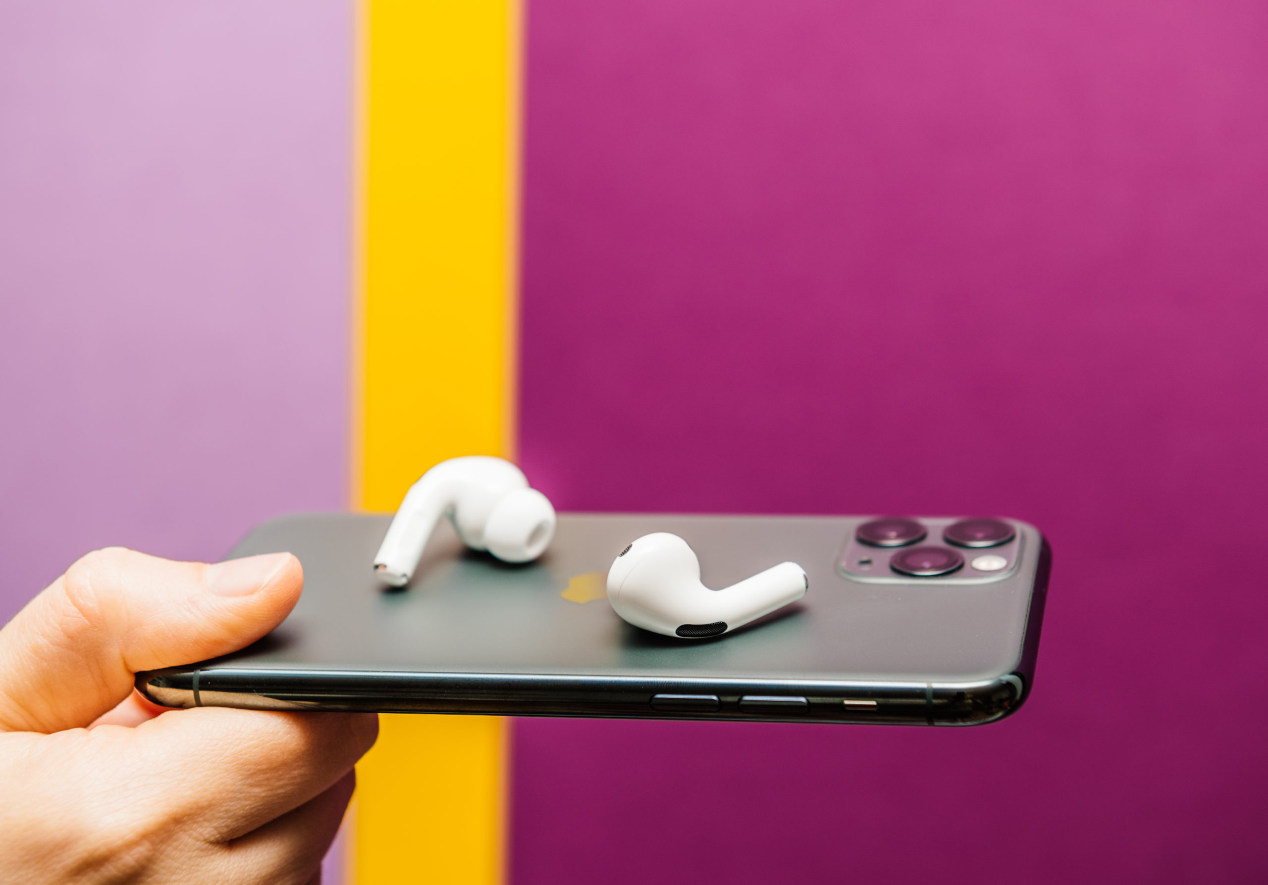 The Best Earbuds for iPhone in 2023